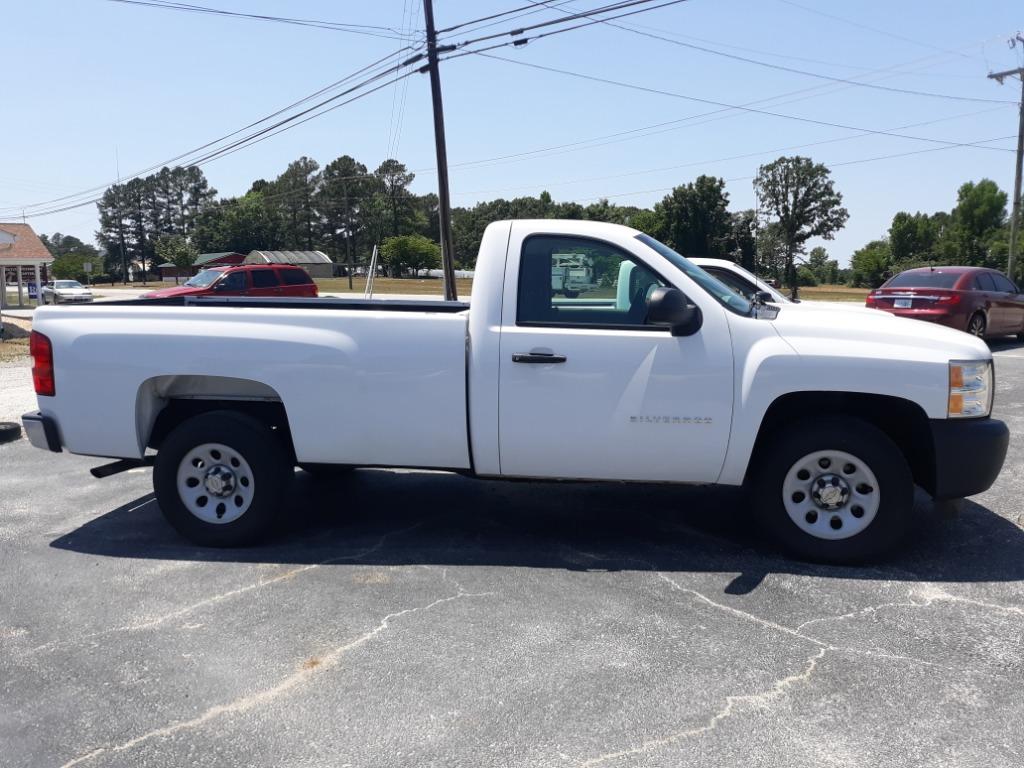 2013 Chevrolet Silverado 1500 Work Truck photo 3